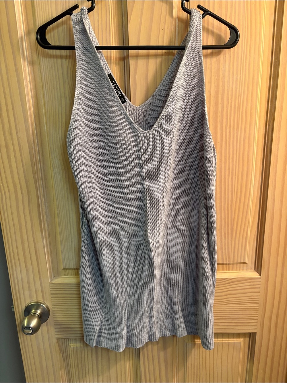 Vince Light Gray Ribbed V-Neck Knit Tank
